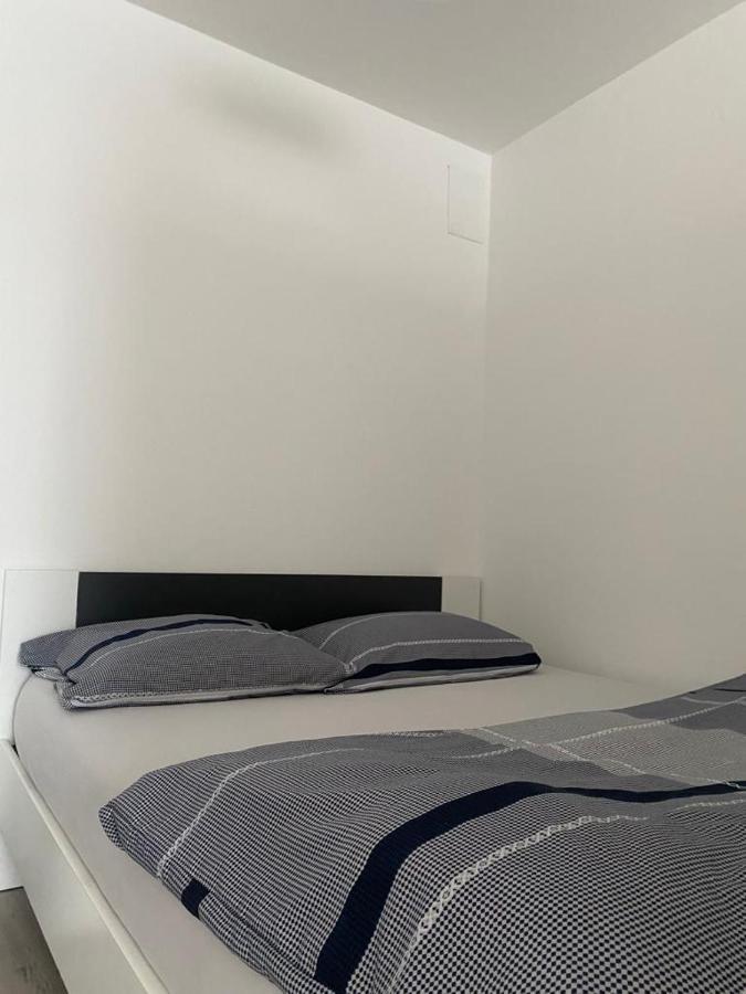זאגרב Apartment Vrbani מראה חיצוני תמונה